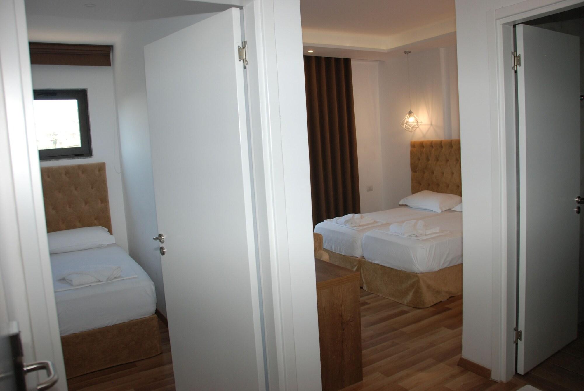 Bianco Hotel 4*