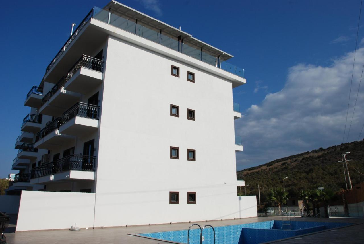 Bianco 4*